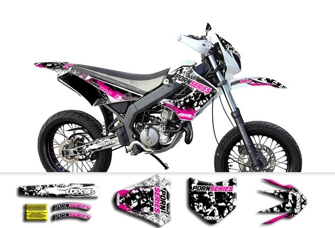 DERBI Victoria Bull-Tun'R PORNSERIES V1